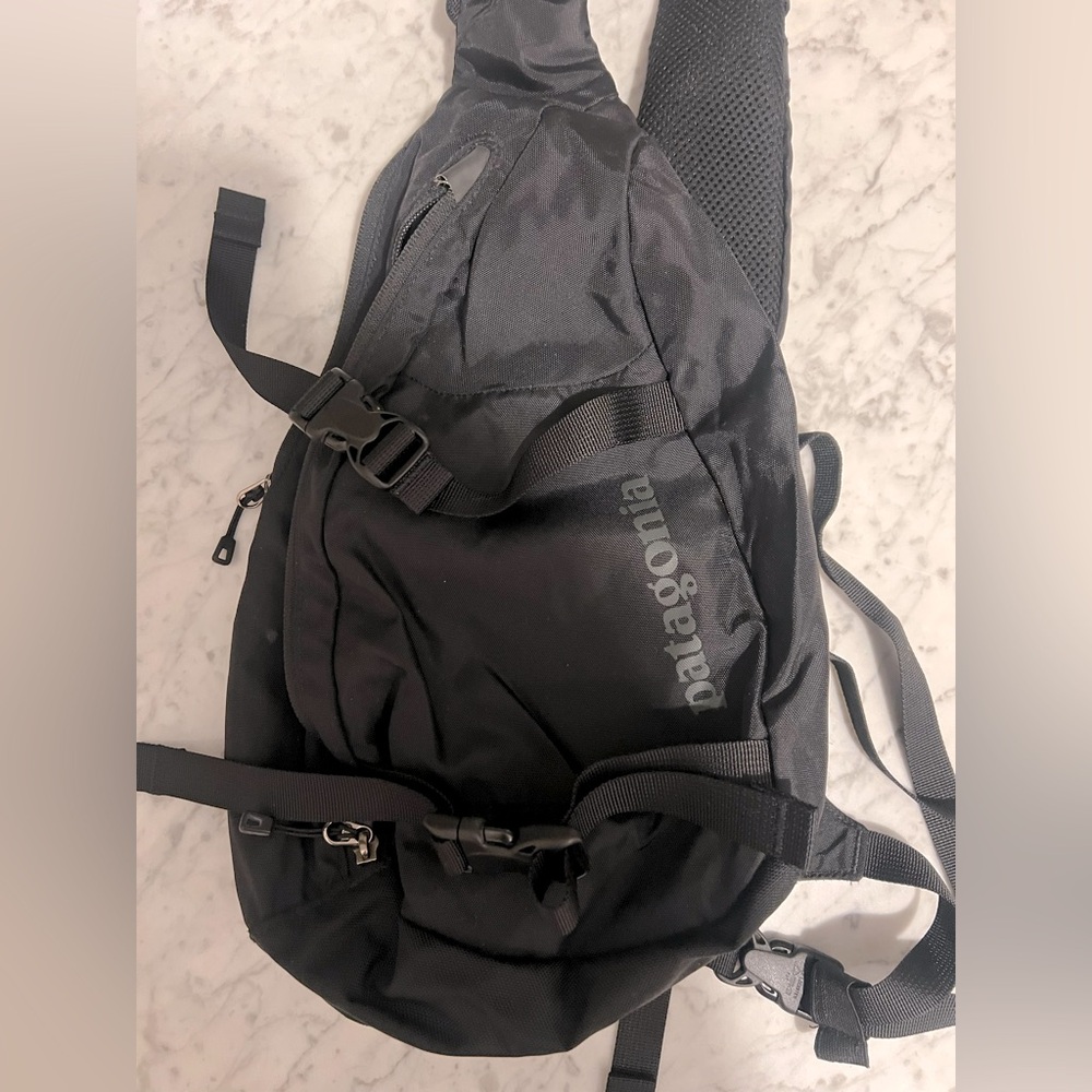 Patagonia Atom Sling Bag